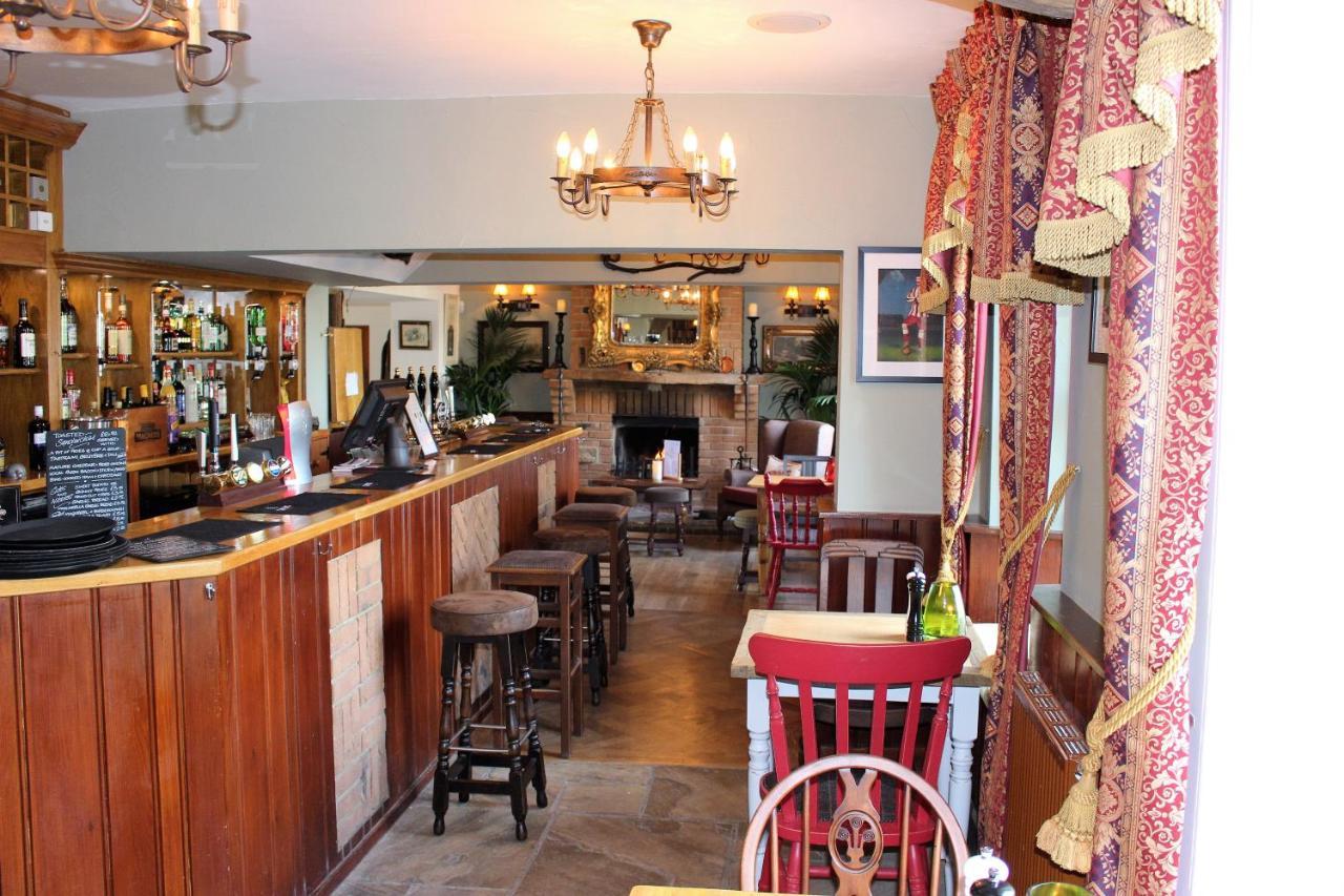 ホテル The Coach And Horses ワージング エクステリア 写真