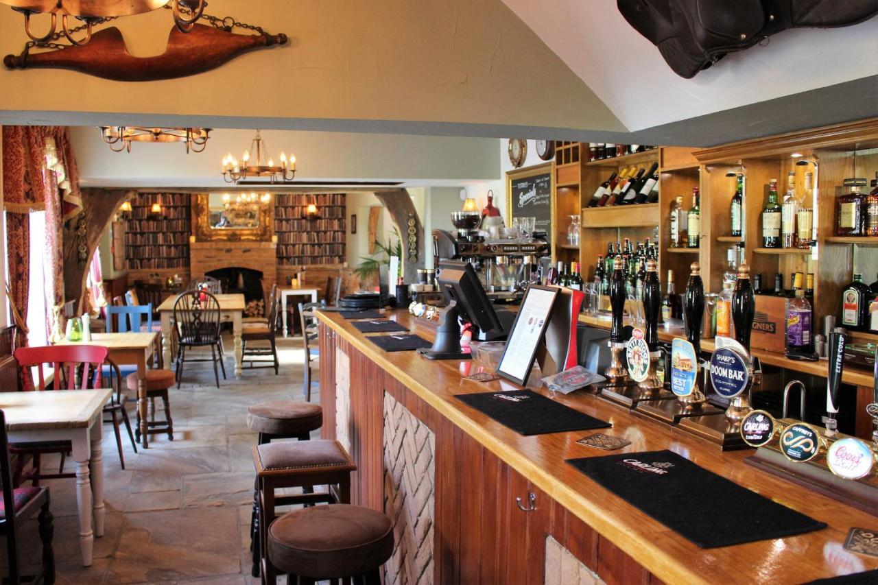 ホテル The Coach And Horses ワージング エクステリア 写真