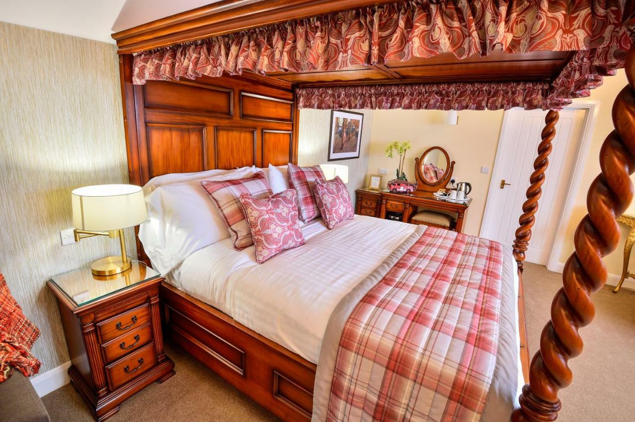 ホテル The Coach And Horses ワージング エクステリア 写真